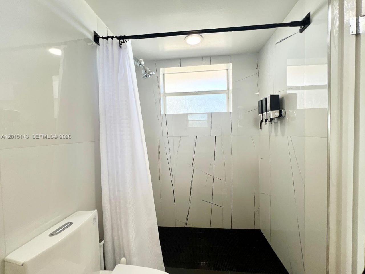 7904 West Dr , Unit 705, North Bay Village, FL 33141 Photo