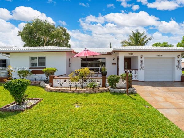 5809 NW 83rd Ave , Tamarac, FL 33321