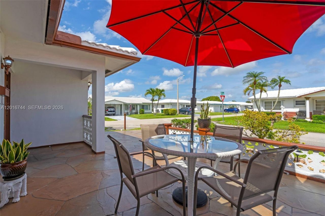 5809 NW 83rd Ave, Tamarac, FL 33321 Photo
