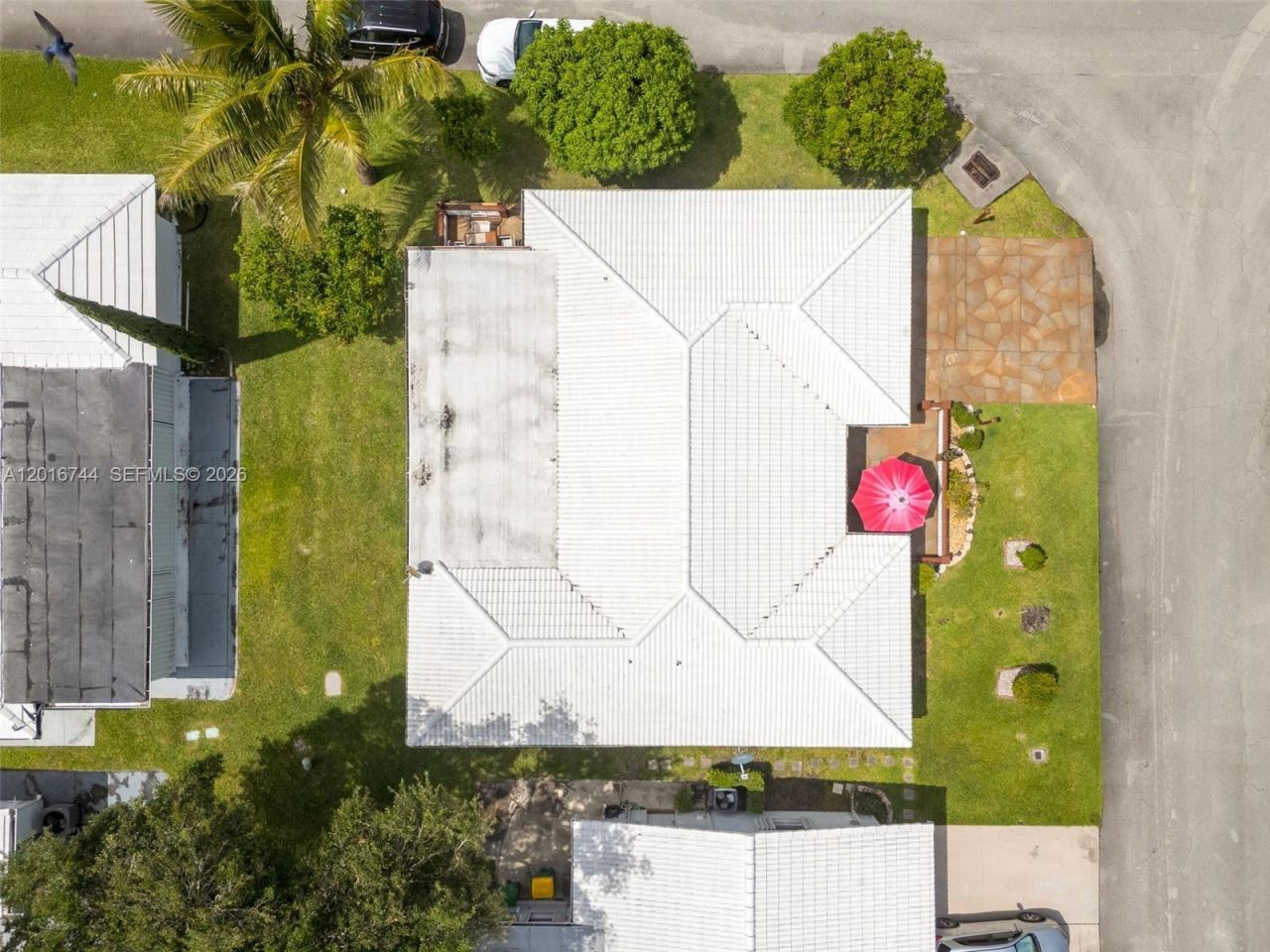 5809 NW 83rd Ave, Tamarac, FL 33321 Photo