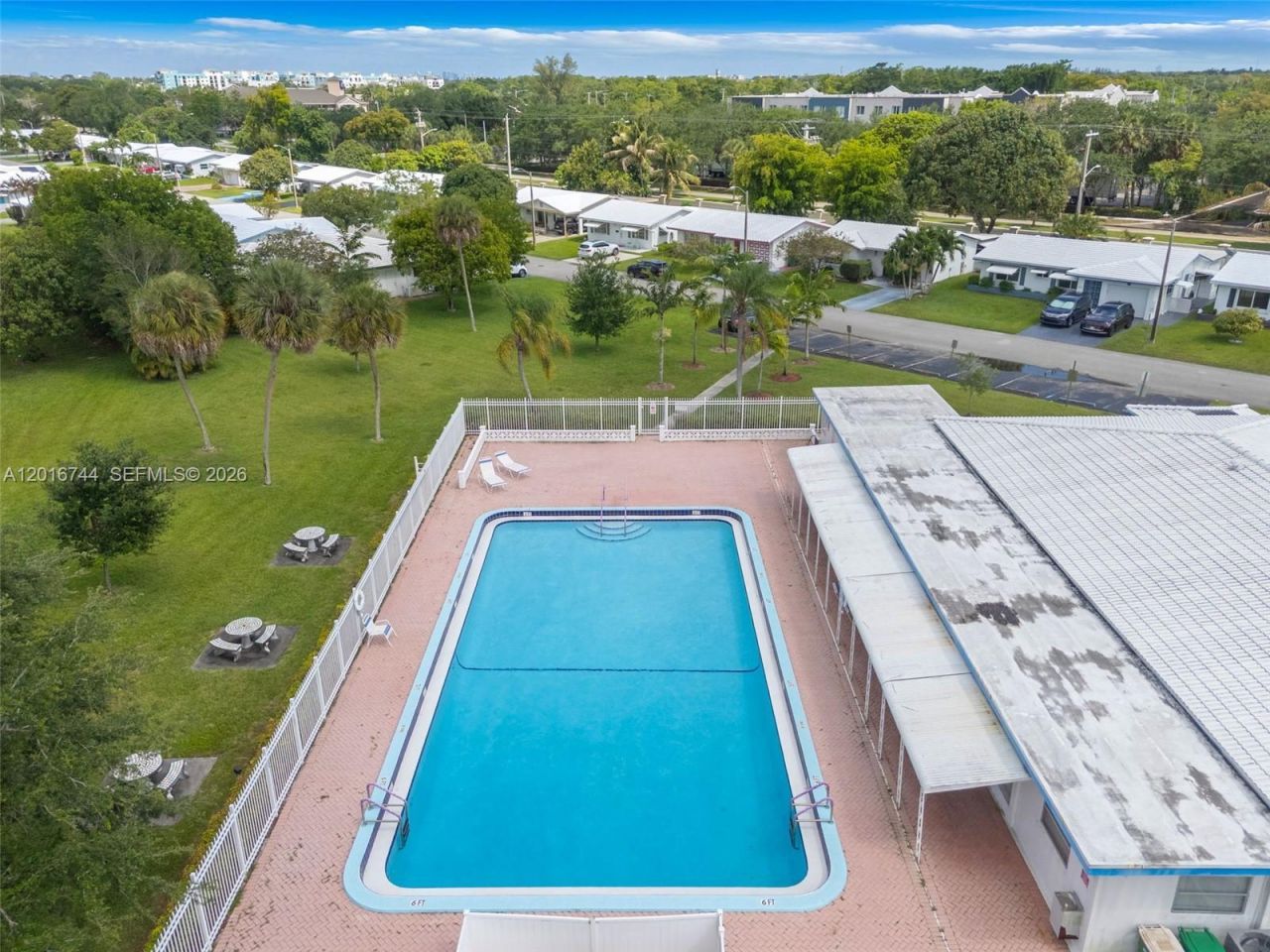 5809 NW 83rd Ave, Tamarac, FL 33321 Photo