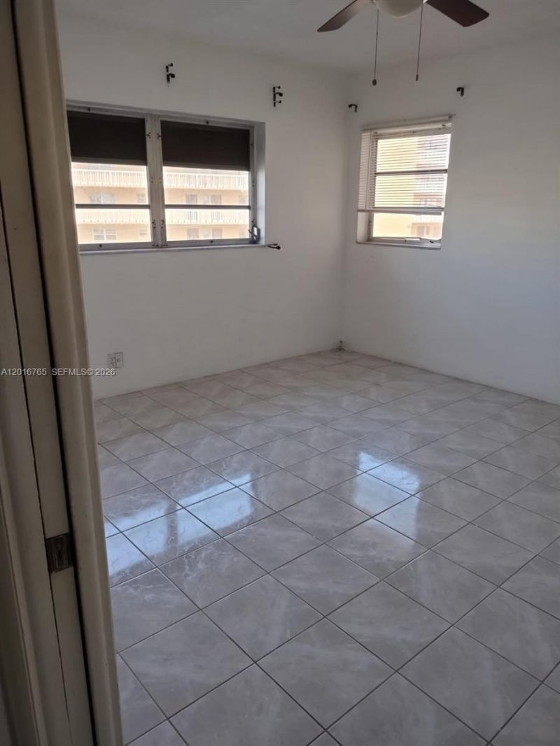 201 NE 14th Ave , Unit 10C, Hallandale Beach, FL 33009 Photo