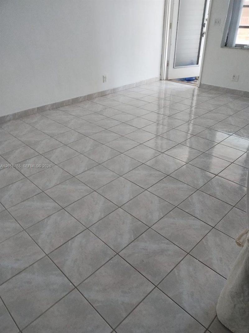 201 NE 14th Ave , Unit 10C, Hallandale Beach, FL 33009 Photo