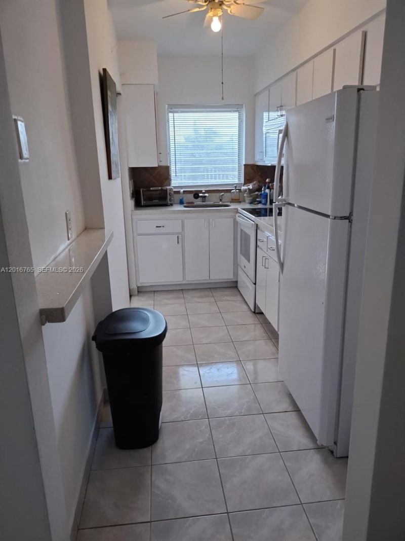 201 NE 14th Ave , Unit 10C, Hallandale Beach, FL 33009 Photo