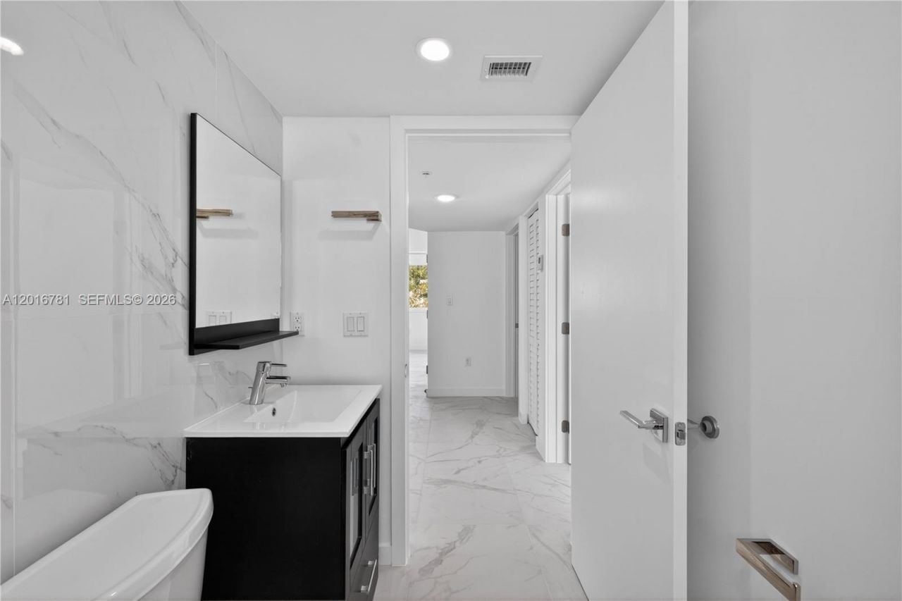 1552 Euclid Ave , Unit 08, Miami Beach, FL 33139 Photo