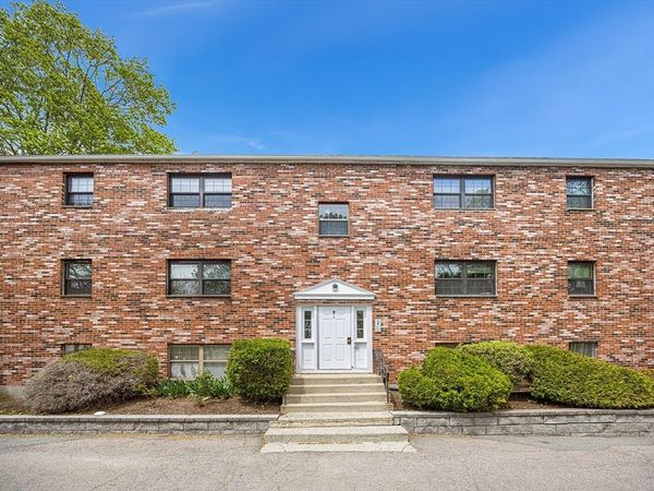 8 Jackson St, Unit C4, Quincy, MA 02169