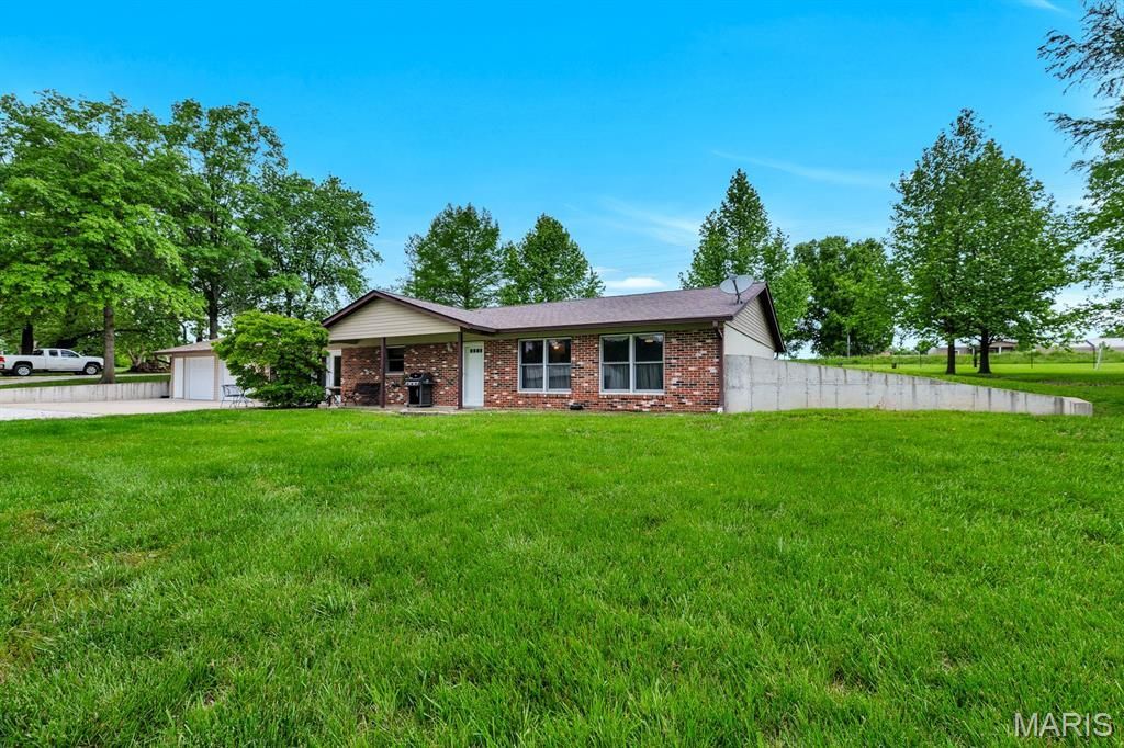 2428 E Highway 47 , Winfield, MO 63389 Main Photo
