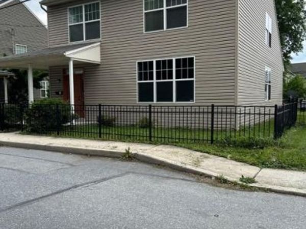 415 MARKET STREET, HIGHSPIRE, PA 17034