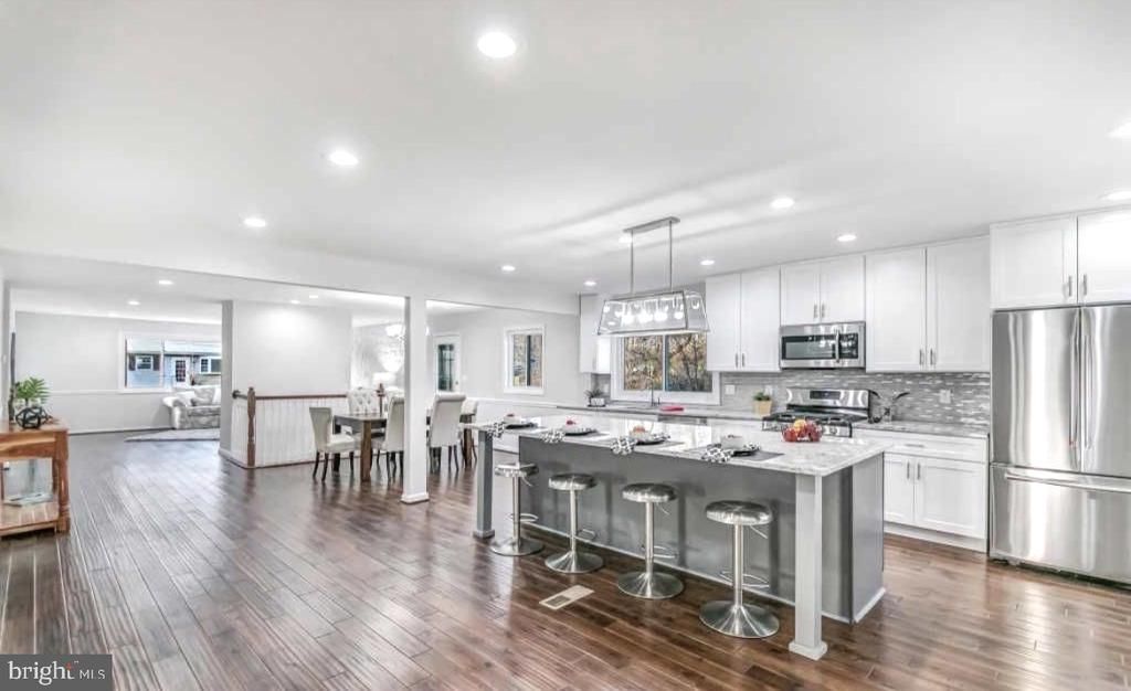227 EASTON S, LAUREL, MD 20724
