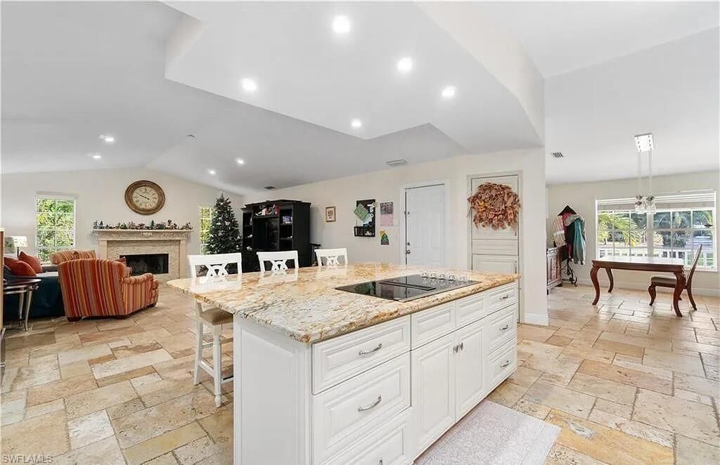 6011 Sea Grass Ln, Naples, FL 34116 Photo
