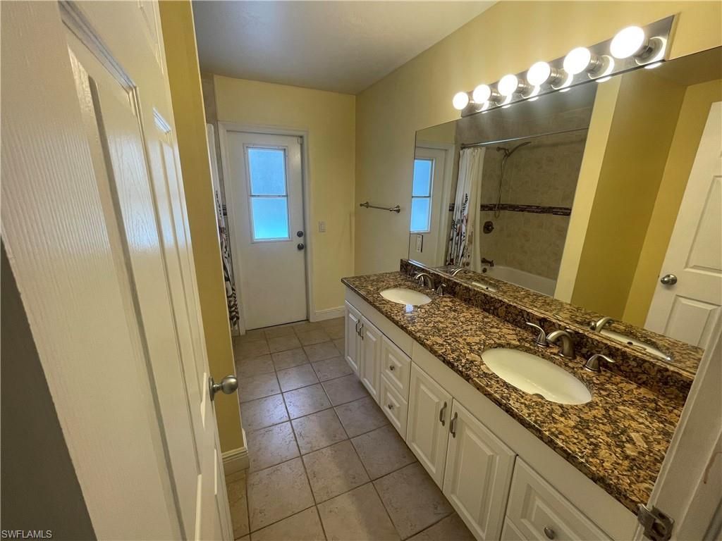 6011 Sea Grass Ln, Naples, FL 34116 Photo