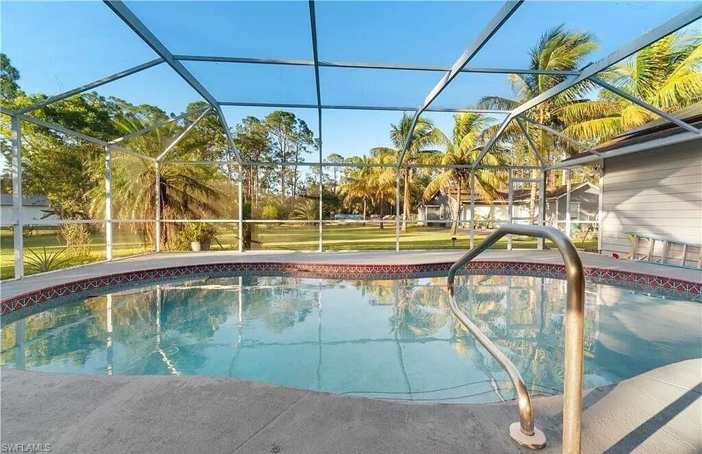 6011 Sea Grass Ln, Naples, FL 34116 Photo