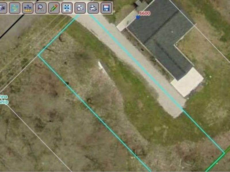 Henderson, Ravenna, OH 44266 Photo 2