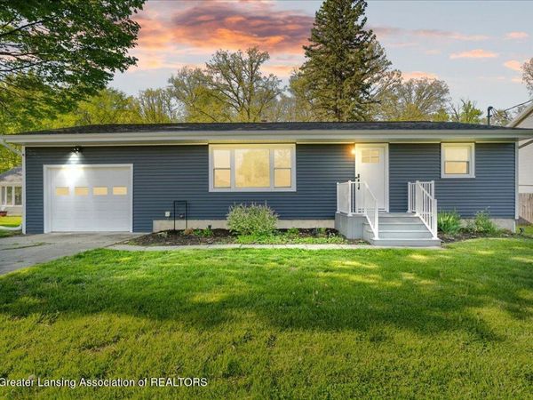 4522 Arden Road, Lansing, MI 48917
