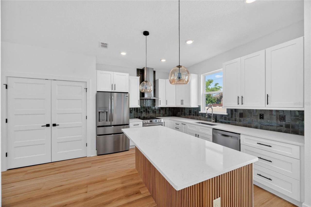 4181 56th Avenue N, Saint Petersburg, FL 33714 Photo