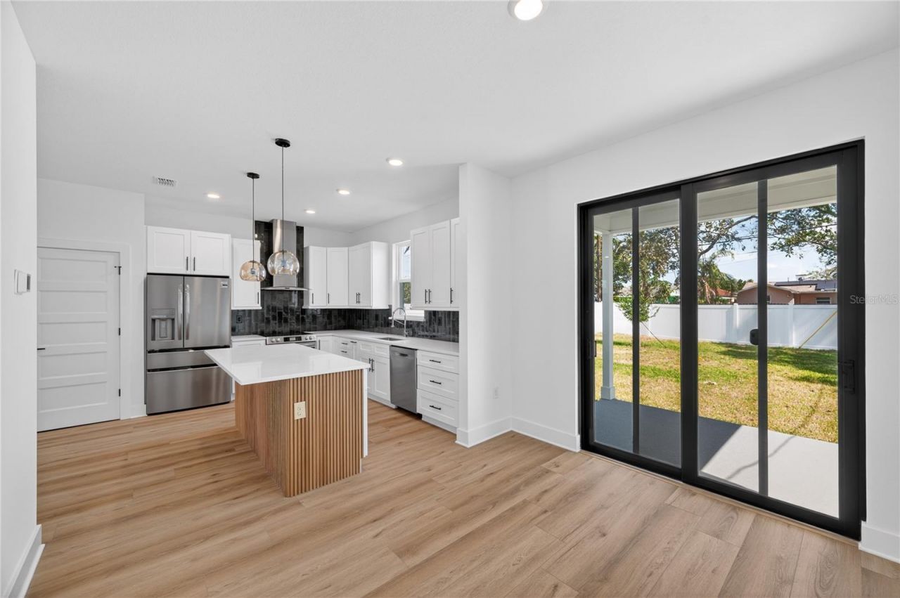 4181 56th Avenue N, Saint Petersburg, FL 33714 Photo