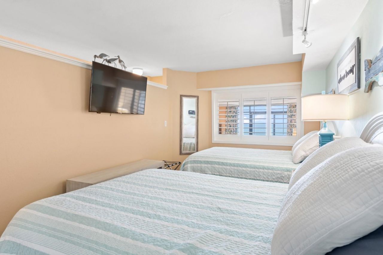 4800 S Ocean Blvd. Photo 4