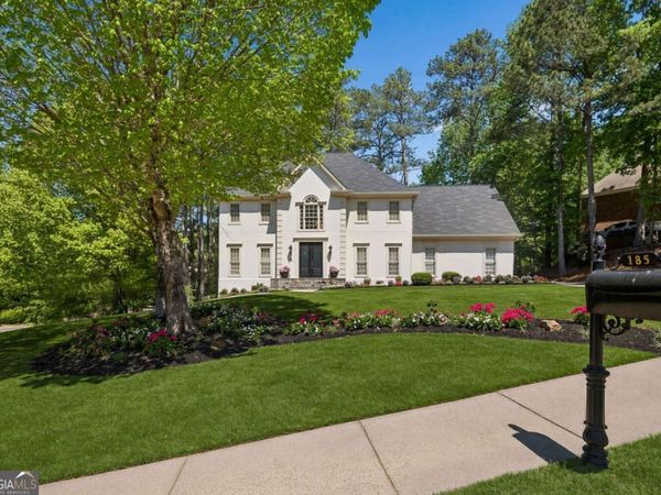 185 Chickering Lake Drive, Roswell, GA 30075