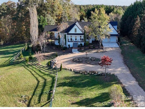 4647 Big Level Road, Mill Spring, NC 28756