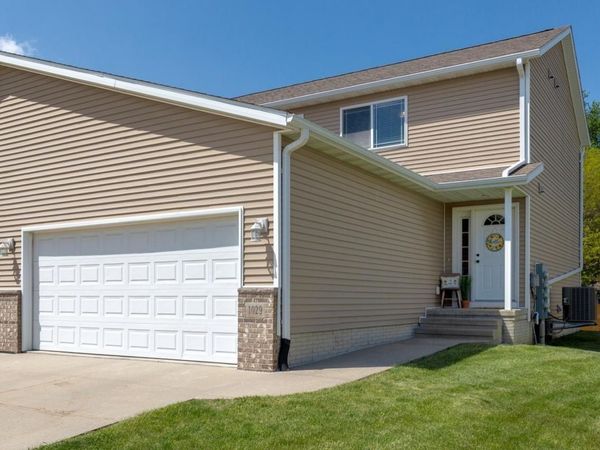 1029 Lois Lane, Waterloo, IA 50702