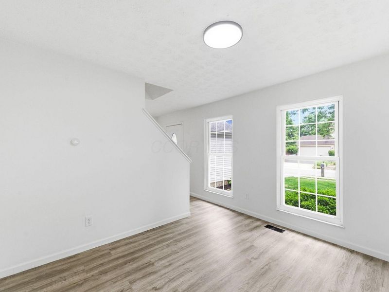 7212 Dewfall Drive, Reynoldsburg, OH 43068 Photo 14