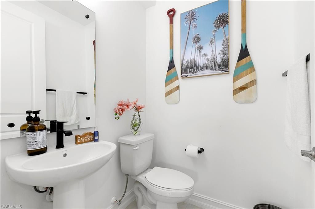 7578 Rockefeller Dr , Naples, FL 34119 Photo