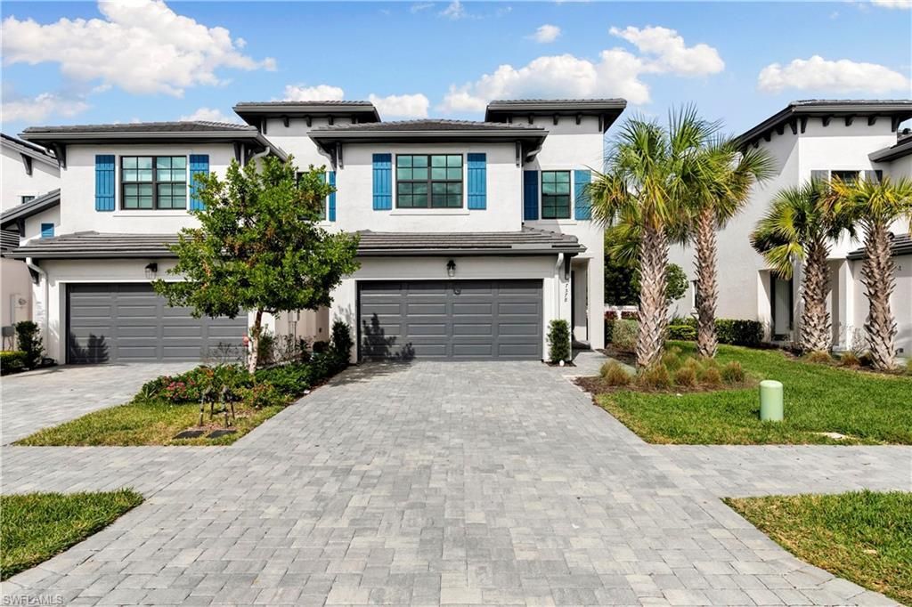 7578 Rockefeller Dr , Naples, FL 34119 Photo