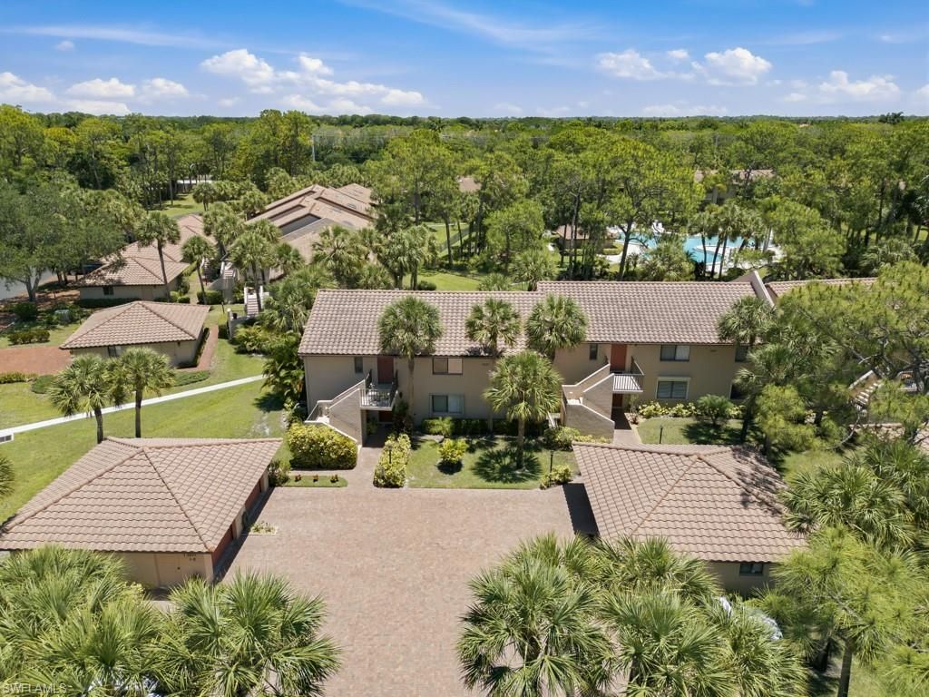 3207 Horse Carriage Way, Unit 403, Naples, FL 34105 Photo