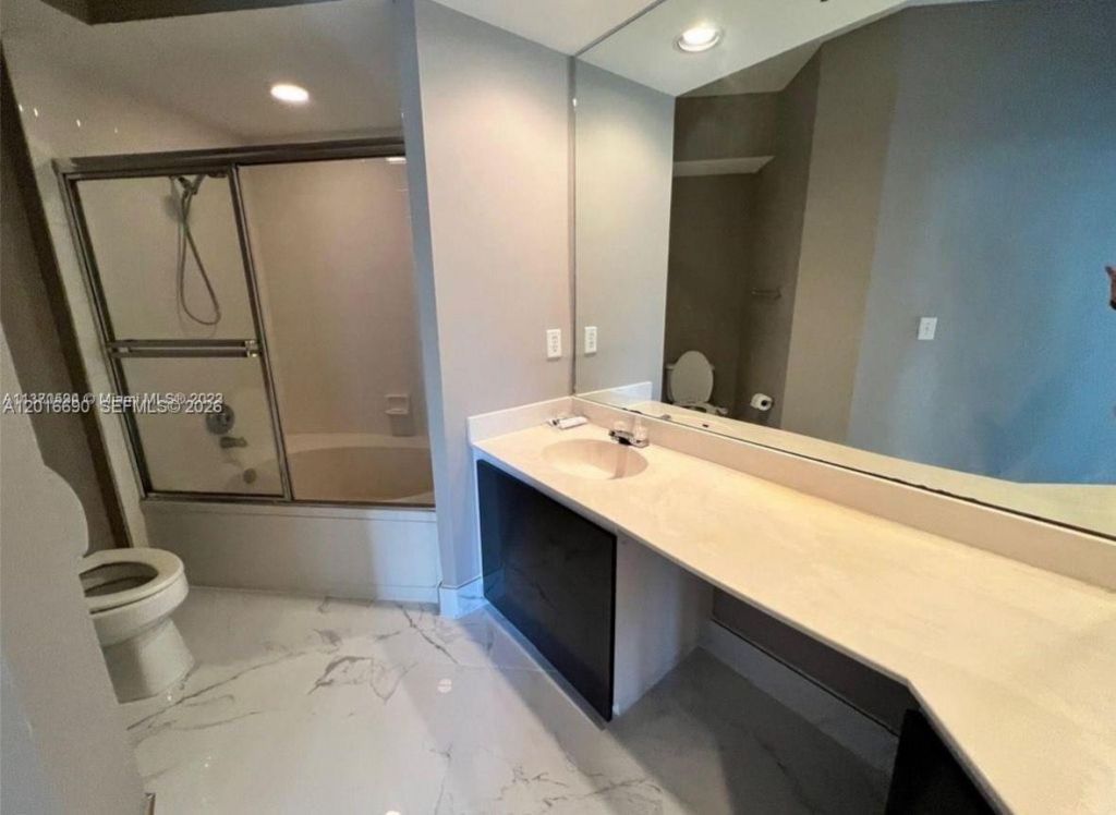 3255 NE 184th St, Unit 12511, Aventura, FL 33160 Photo