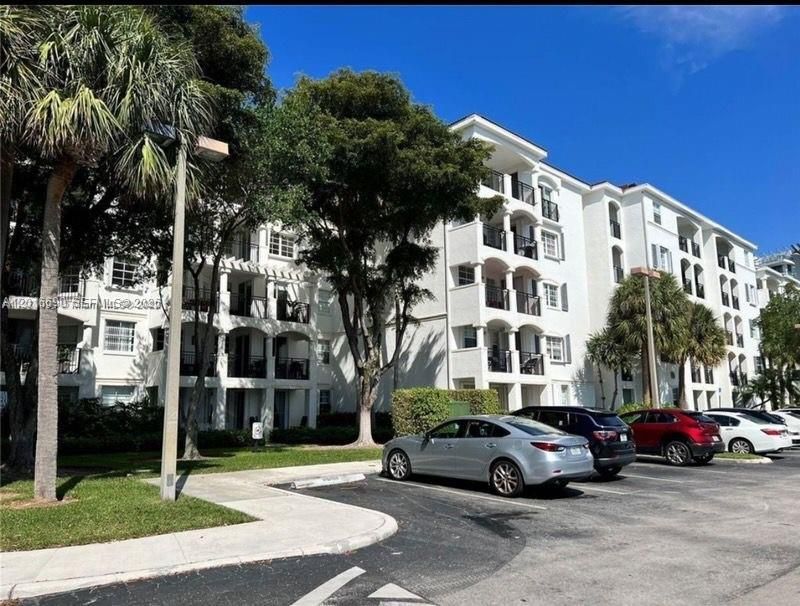 3255 NE 184th St, Unit 12511, Aventura, FL 33160 Photo