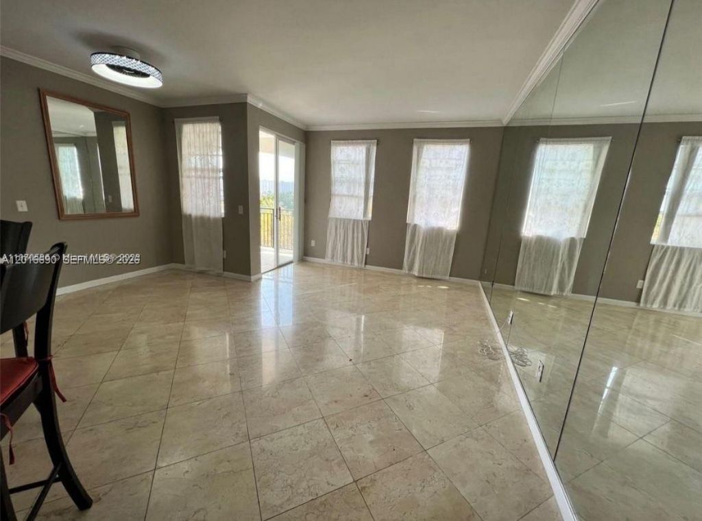 3255 NE 184th St, Unit 12511, Aventura, FL 33160 Photo