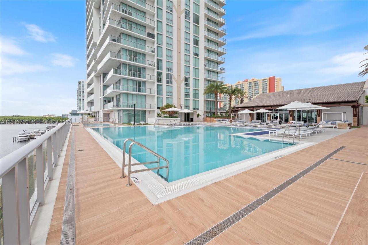 300 Sunny Isles Blvd , Unit 4-1501, Sunny Isles Beach, FL 33160 Photo