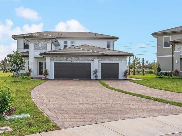 4480 SW 122nd Ter, Davie, FL 33330