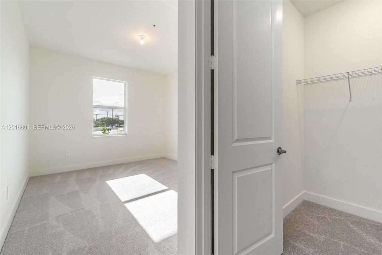 4480 SW 122nd Ter, Davie, FL 33330 Photo