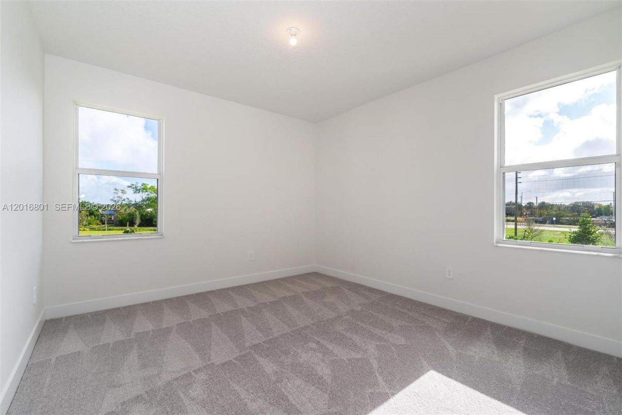 4480 SW 122nd Ter, Davie, FL 33330 Photo
