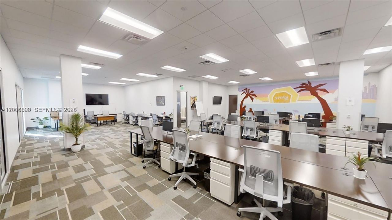 1501 Biscayne, Unit 501, Miami, FL 33132 Photo