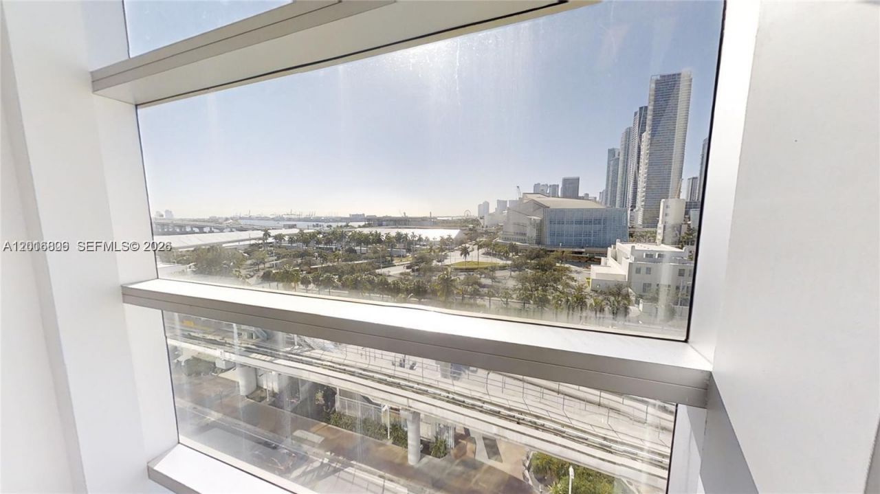 1501 Biscayne, Unit 501, Miami, FL 33132 Photo