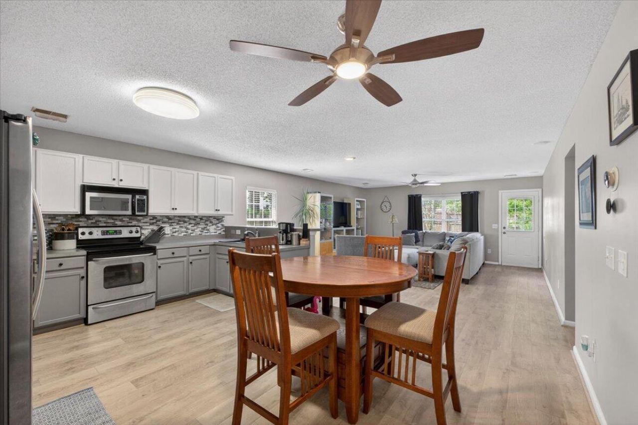 119 Tyron Road Photo 10
