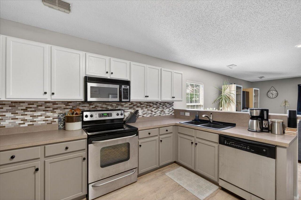 119 Tyron Road Photo 14