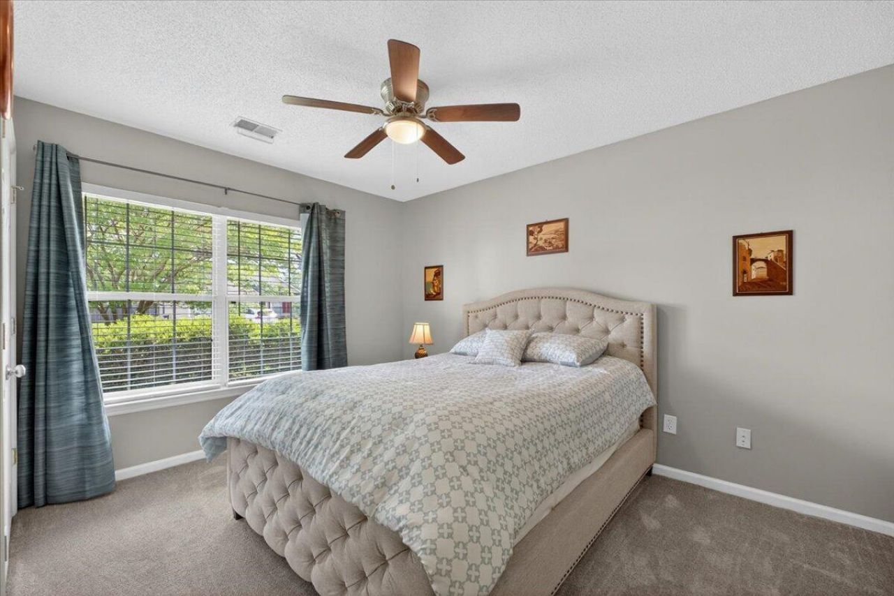 119 Tyron Road Photo 17