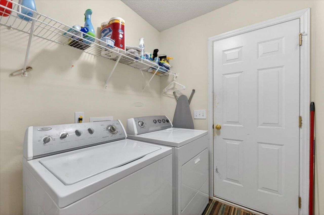 119 Tyron Road Photo 20