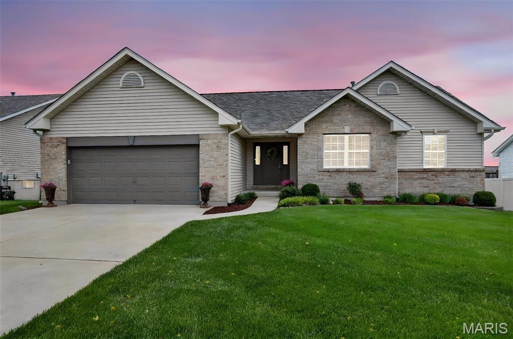 1214 Sunny Ridge Drive, O Fallon, MO 63366 Main Photo