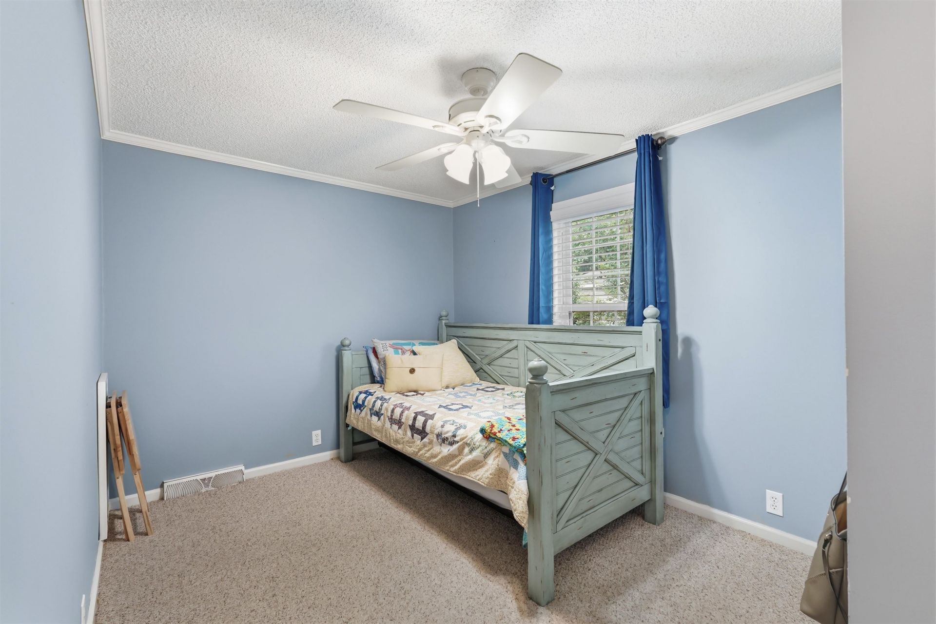 2892 Palm Rd.  Photo 8
