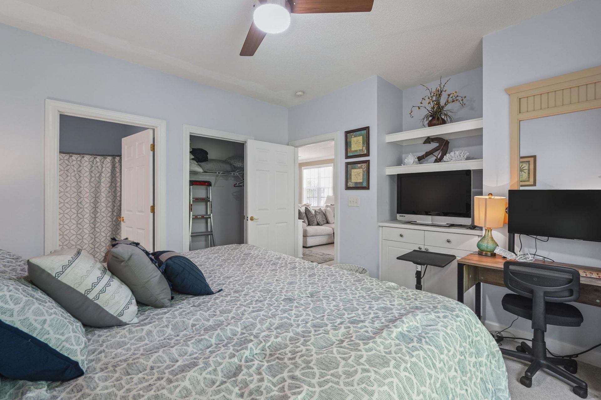 5750 Oyster Catcher Dr. Photo 22