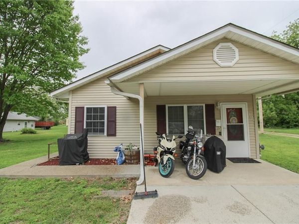 303 N Depp Avenue, Sedalia, MO 65301
