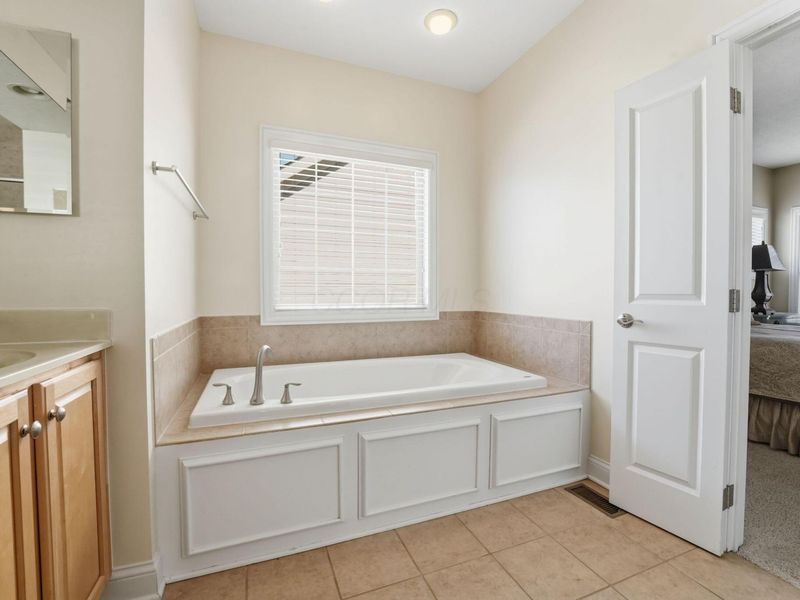 6699 Cooperstone Drive, Unit 75, Dublin, OH 43017 Photo 33