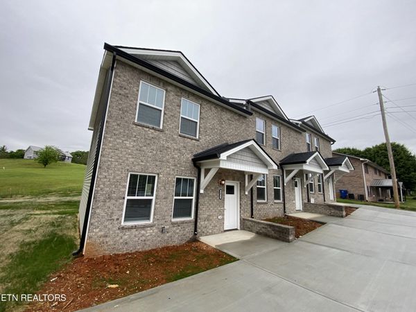 1471 Fate Rankin Rd, Jefferson City, TN 37760