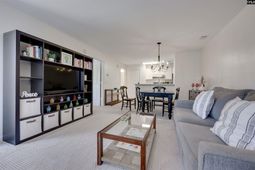 900 Taylor Street photo 4