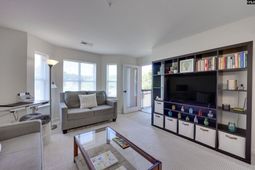 900 Taylor Street photo 4