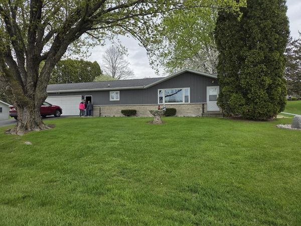 1785 Sunset LANE, Campbellsport, WI 53010